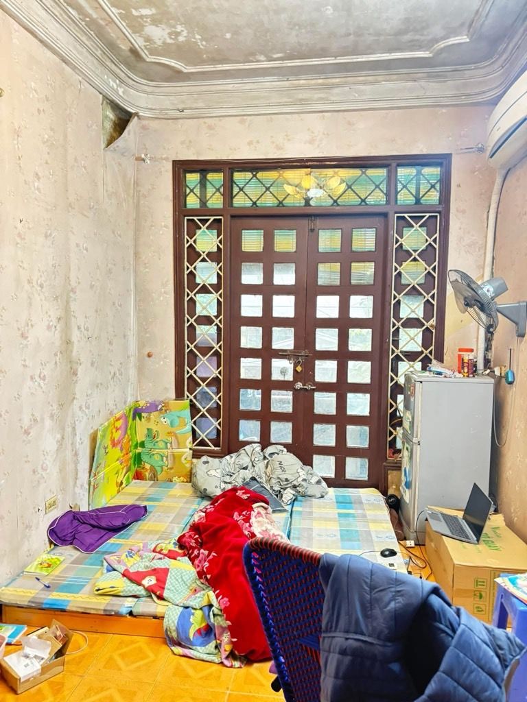 Bán nhà Võ Văn Dũng - diện tích 30m2 5 tầng - ô tô tránh - giá 16,2 tỷ