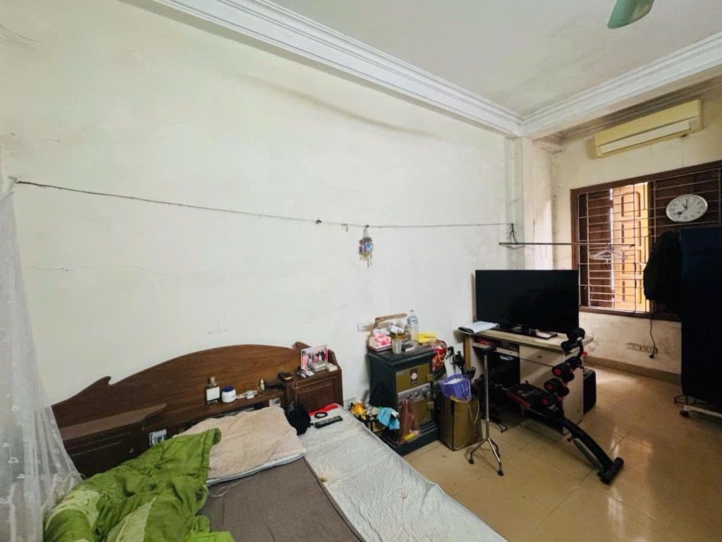 Bán nhà Ngọc Hồi - diện tích 39m2 4 tầng - Ô tô tránh - giá 16,8 tỷ