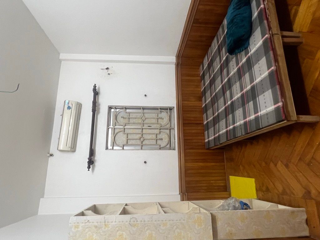 Bán nhà Nguyễn Trãi - diện tích 29,8m2 5 tầng - Gara ô tô - giá 10,5 tỷ