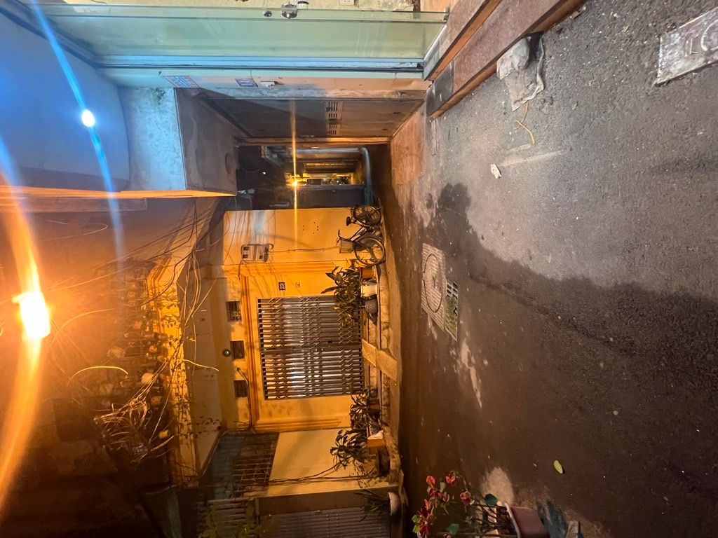 Bán nhà Nguyễn Trãi - diện tích 29,8m2 5 tầng - Gara ô tô - giá 10,5 tỷ