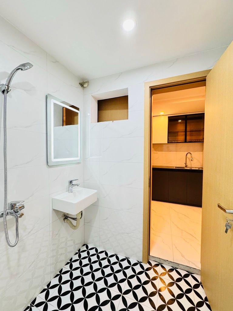 Bán nhà Tăng Bạt Hổ - diện tích 33.2m2 1 tầng - nhà đẹp hiếm có - giá 4,8 tỷ