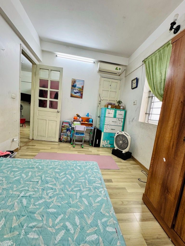 Bán nhà Chung Cư A4 KĐT Đền Lừ - diện tích 54m2 1 tầng - Căn hộ đẹp hiếm có - giá 4,39 tỷ