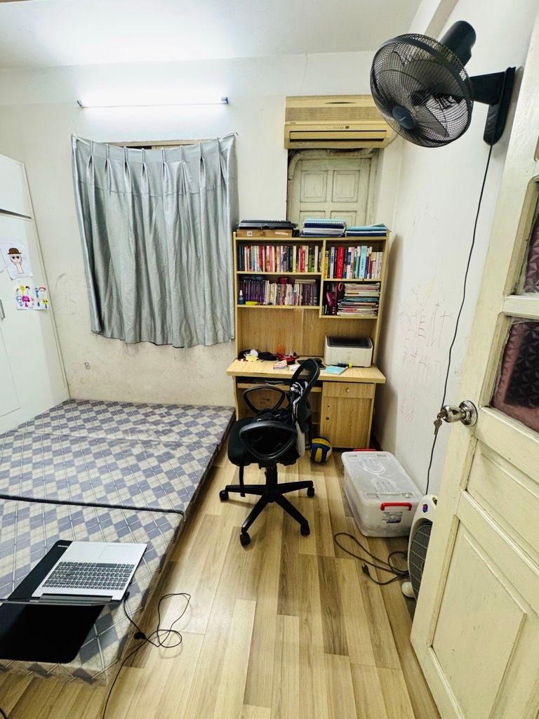 Bán nhà Chung Cư A4 KĐT Đền Lừ - diện tích 54m2 1 tầng - Căn hộ đẹp hiếm có - giá 4,39 tỷ