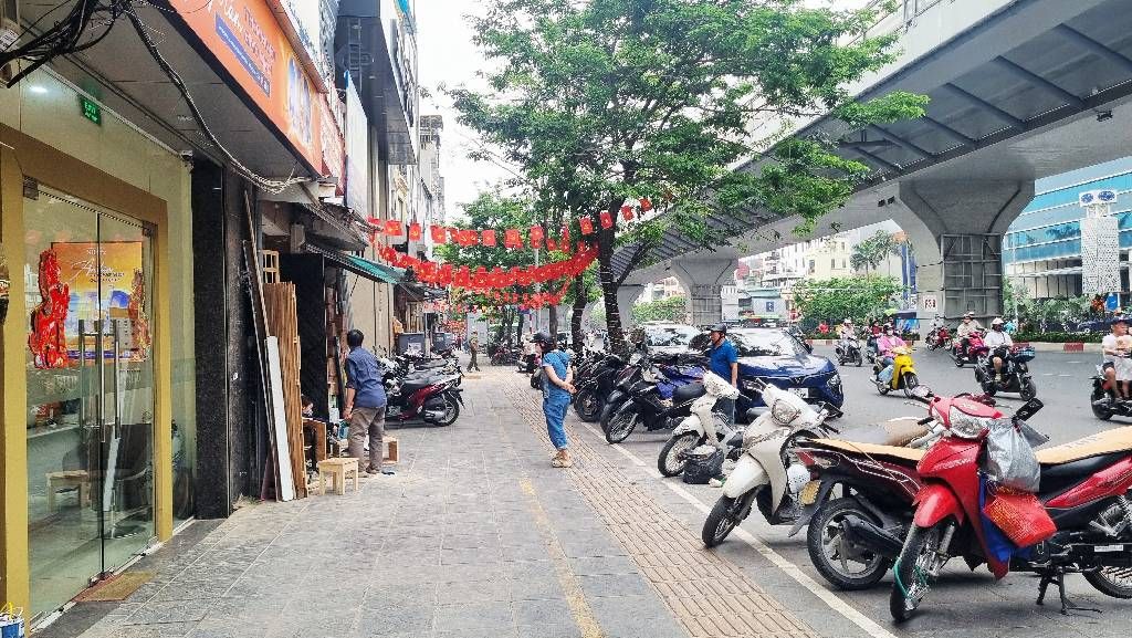 Bán nhà Bạch Mai - diện tích 27m2 5 tầng - Nhà đẹp hiếm có - giá 13,5 tỷ