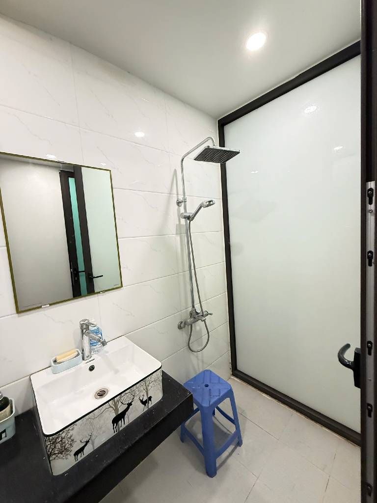 Bán nhà Bạch Mai - diện tích 27m2 5 tầng - Nhà đẹp hiếm có - giá 13,5 tỷ