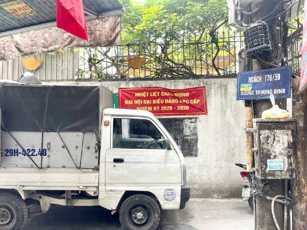 Bán nhà Trương Định - diện tích 31m2 5 tầng - Ô tô tránh - giá 8,2 tỷ