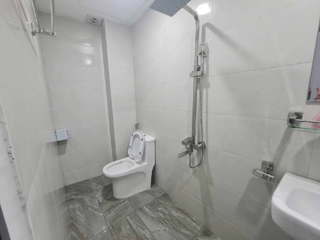 Bán nhà Trương Định - diện tích 31m2 5 tầng - Ô tô tránh - giá 8,2 tỷ