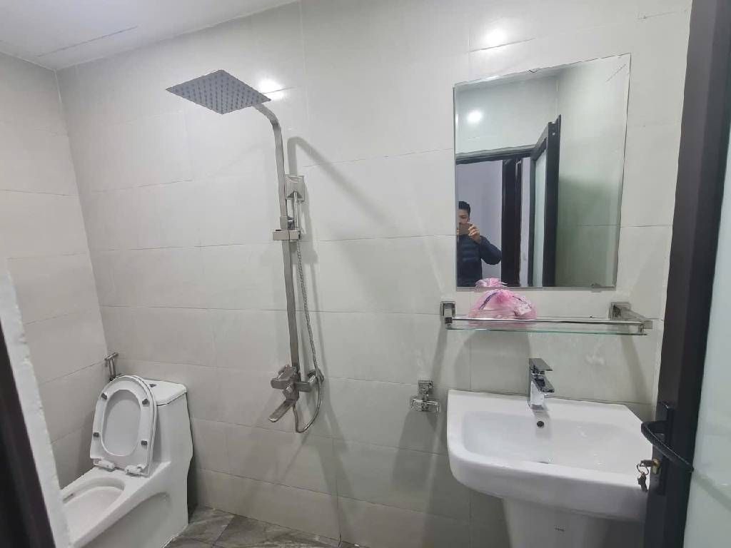 Bán nhà Trương Định - diện tích 31m2 5 tầng - Ô tô tránh - giá 8,2 tỷ