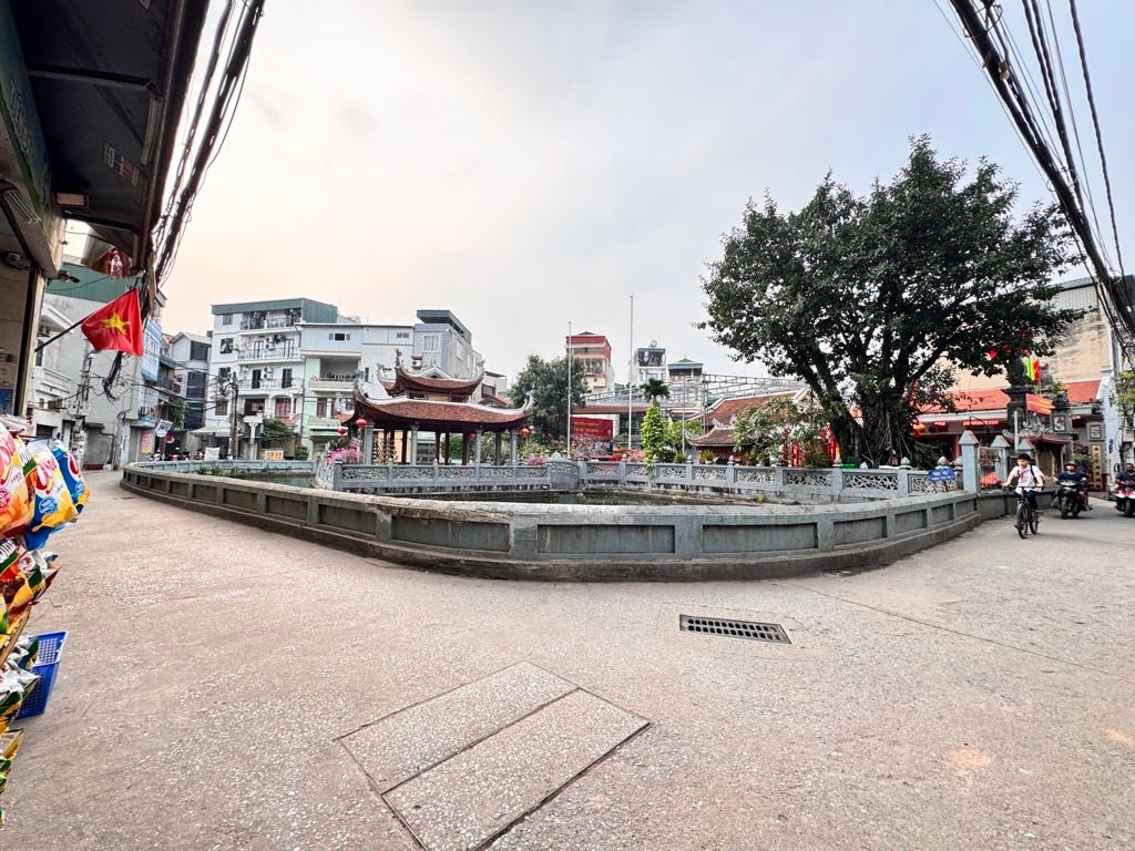 Bán nhà Lĩnh Nam - diện tích 32m2 5 tầng - ô tô tránh - giá 6,9 tỷ