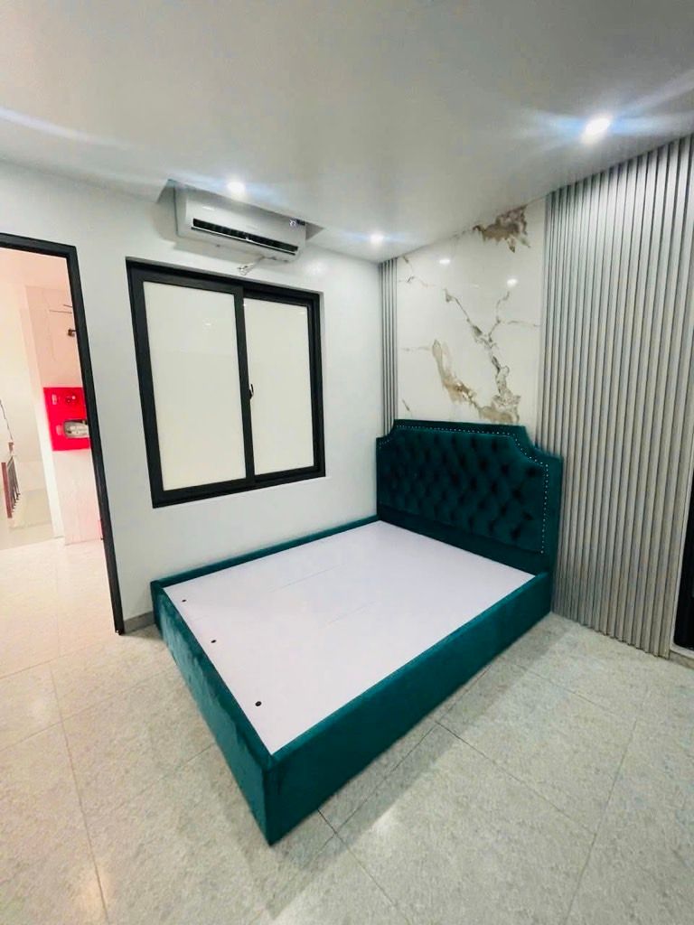 Bán nhà Hoàng Mai - diện tích 76.6m2 6 tầng - Lô góc, thang máy - giá 13,4 tỷ