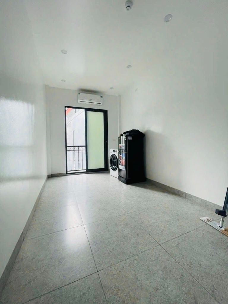 Bán nhà Hoàng Mai - diện tích 76.6m2 6 tầng - Lô góc, thang máy - giá 13,4 tỷ