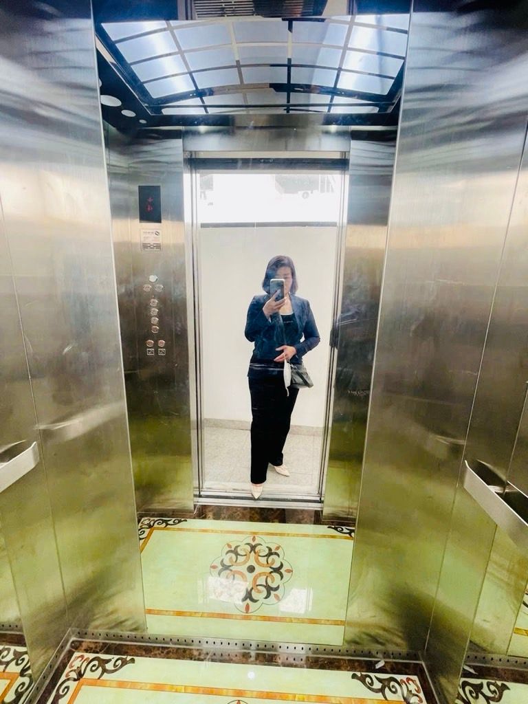 Bán nhà Hoàng Mai - diện tích 76.6m2 6 tầng - Lô góc, thang máy - giá 13,4 tỷ