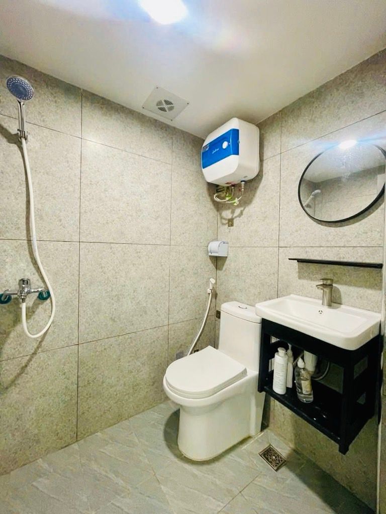 Bán nhà Hoàng Mai - diện tích 76.6m2 6 tầng - Lô góc, thang máy - giá 13,4 tỷ