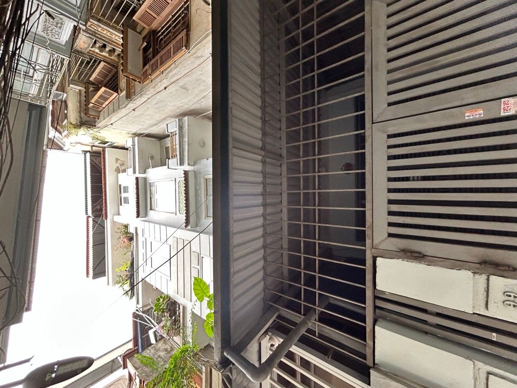 Bán nhà Bùi Xương Trạch - diện tích 40m2 4 tầng - Nhà dân xây chắc chắn - giá 9,2 tỷ