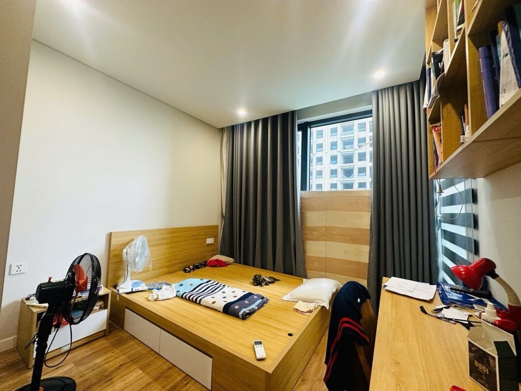 Bán nhà Nguyễn Tuân - diện tích 73m2 1 tầng - Căn hộ cao cấp The Legend - giá 9,3 tỷ