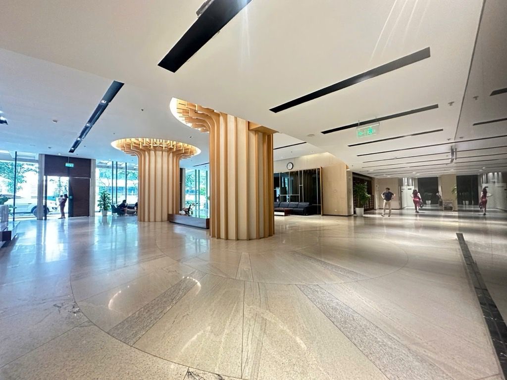 Bán nhà Nguyễn Tuân - diện tích 73m2 1 tầng - Căn hộ cao cấp The Legend - giá 9,3 tỷ