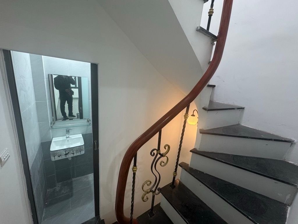 Bán nhà Ngõ An Trạch - diện tích 14m2 5 tầng - Nhà đẹp hiếm có - giá 3,36 tỷ