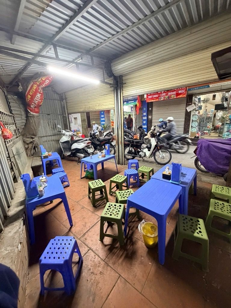 Bán nhà Đê Trần Khát Chân - diện tích 16m2 1 tầng - Lô góc - giá 3,2 tỷ