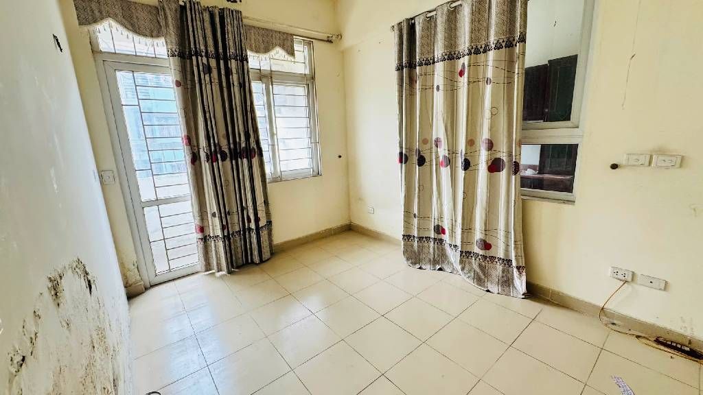 Bán nhà Hoàng Văn Thái - diện tích 90,5m2 2 tầng - View Hồ Đầm Hồng - giá 7,5 tỷ