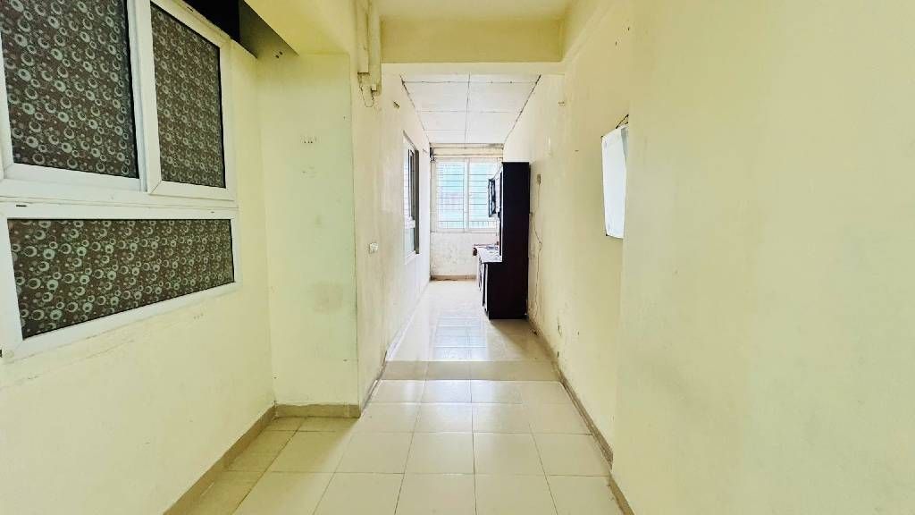 Bán nhà Hoàng Văn Thái - diện tích 90,5m2 2 tầng - View Hồ Đầm Hồng - giá 7,5 tỷ