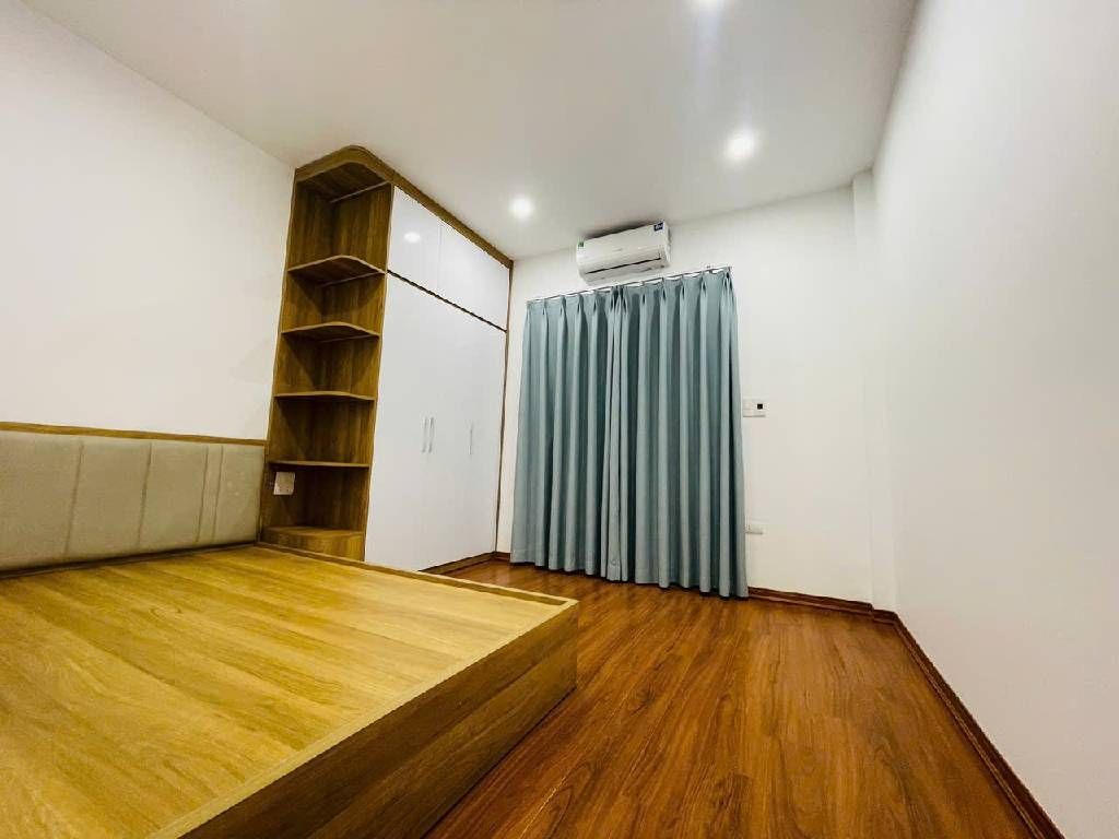 Bán nhà Quan Nhân - diện tích 24,1m2 5 tầng - Nhà mới trung tâm - giá 7,6 tỷ