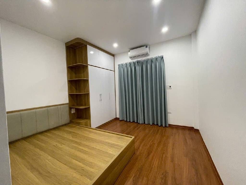 Bán nhà Quan Nhân - diện tích 24,1m2 5 tầng - Nhà mới trung tâm - giá 7,6 tỷ