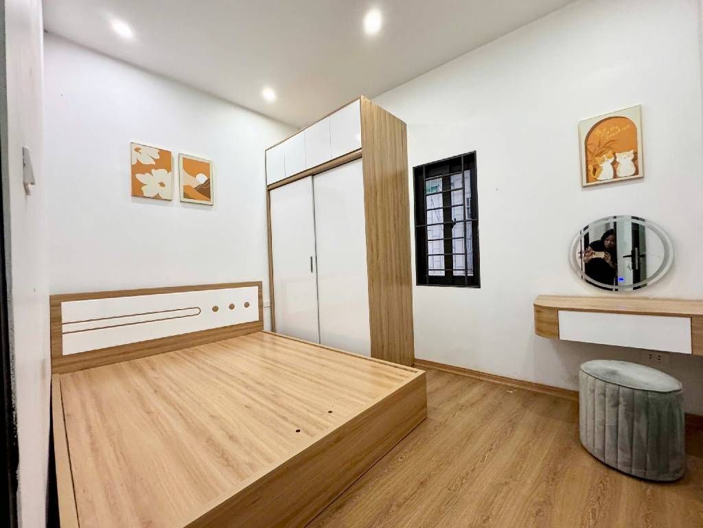 Bán nhà Khương Trung - diện tích 34m2 6 tầng - Nhà đẹp, 2 mặt thoáng - giá 9,85 tỷ