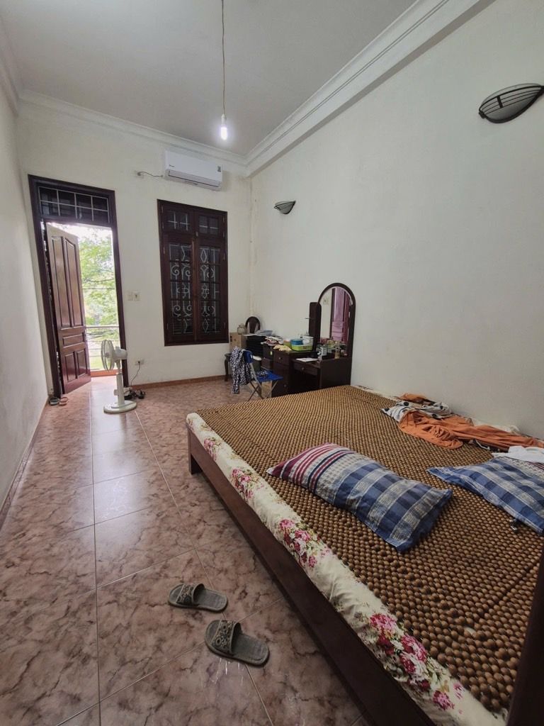 Bán nhà Tây Sơn - diện tích 41.5m2 4 tầng - Ô TÔ VÀO NHÀ - giá 23,2 tỷ