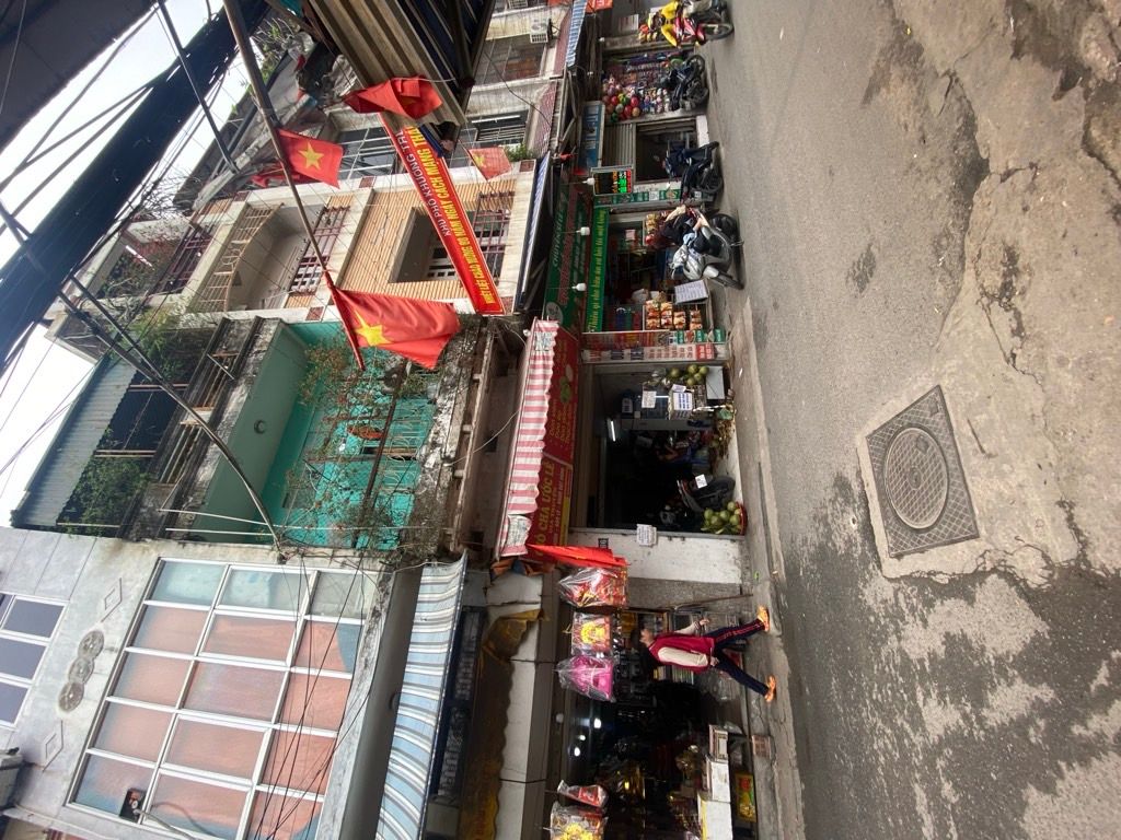 Bán nhà Khương Trung - diện tích 39,6m2 2 tầng - Mặt phố 2 thoáng vĩnh viễn - giá 14,5 tỷ