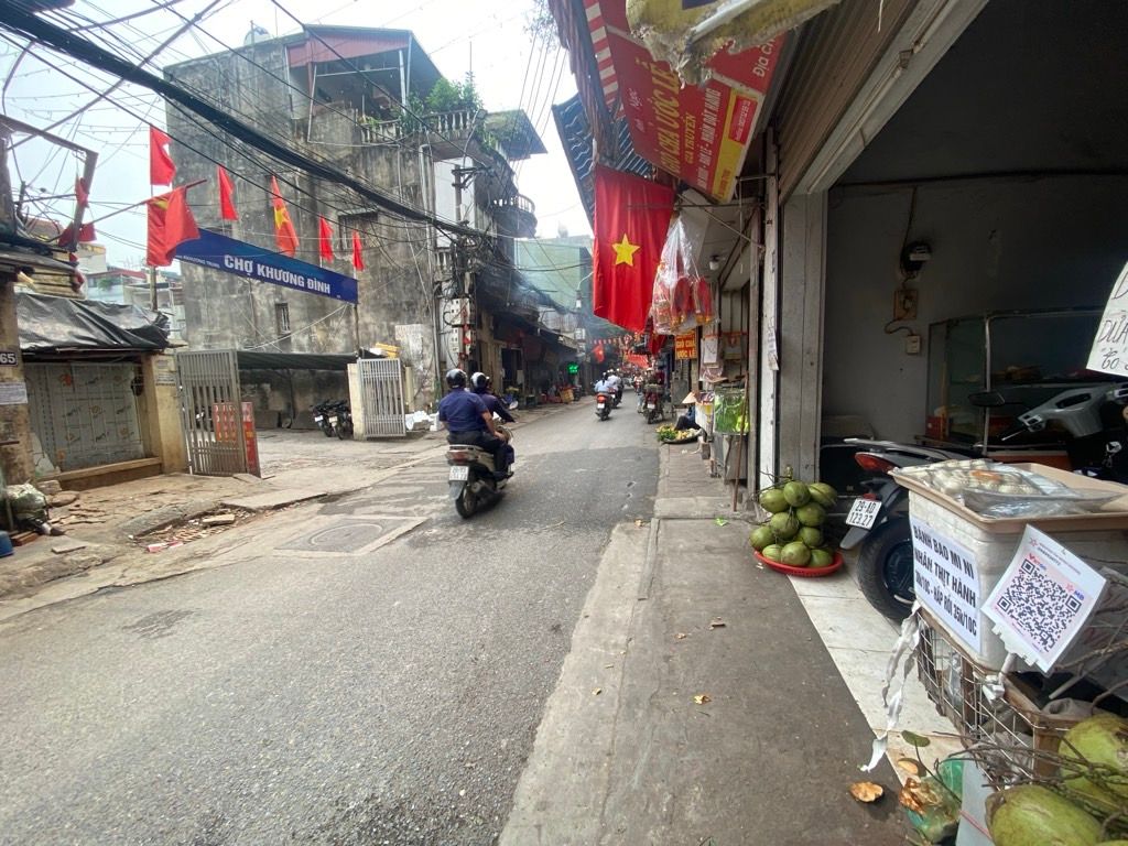 Bán nhà Khương Trung - diện tích 39,6m2 2 tầng - Mặt phố 2 thoáng vĩnh viễn - giá 14,5 tỷ