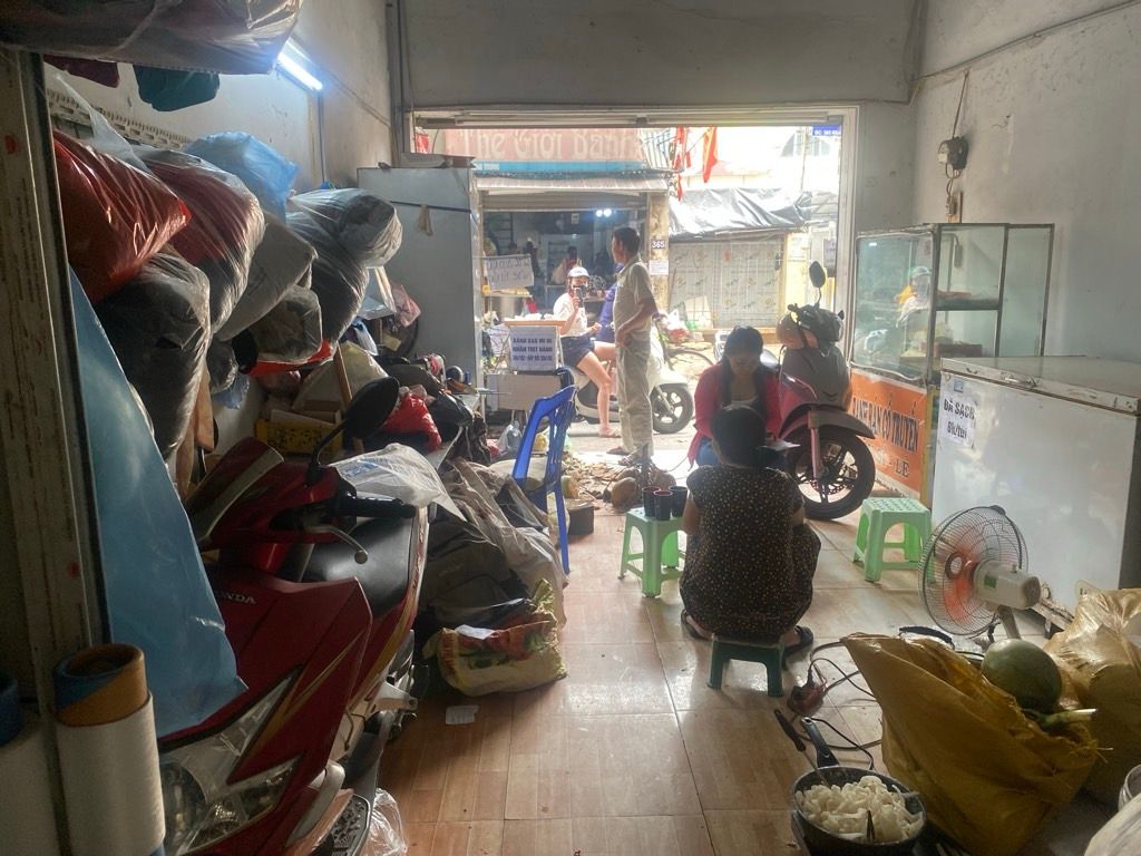 Bán nhà Khương Trung - diện tích 39,6m2 2 tầng - Mặt phố 2 thoáng vĩnh viễn - giá 14,5 tỷ