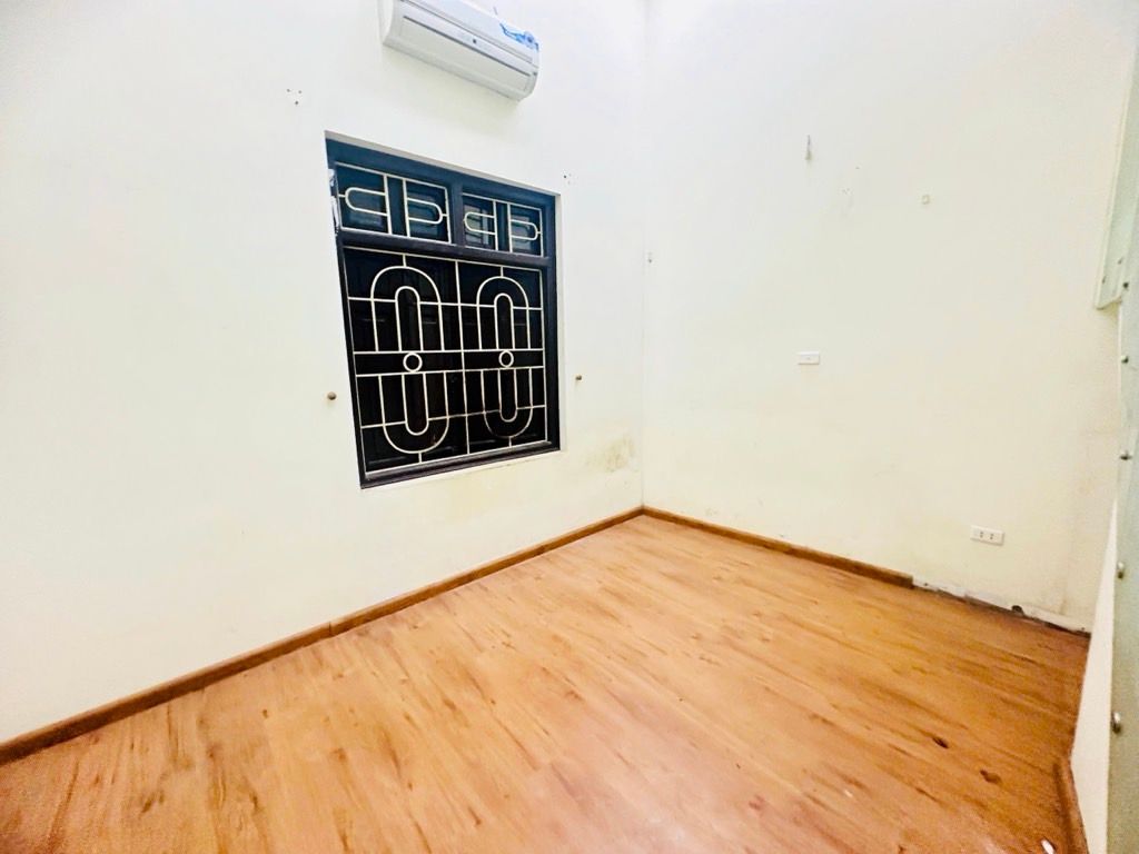 Bán nhà Trường Chinh - diện tích 55m2 5 tầng - nhà ngõ nông - giá 9,6 tỷ