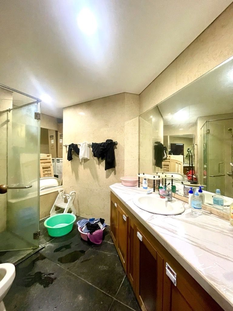 Bán nhà Nguyễn Trãi - diện tích 129m2 27 tầng - Căn hộ cao cấp tầng trung - giá 14,5 tỷ