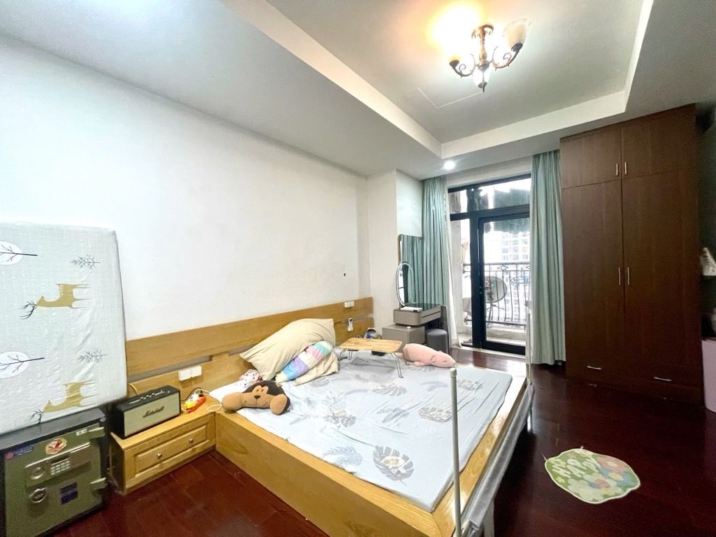 Bán nhà Nguyễn Trãi - diện tích 129m2 27 tầng - Căn hộ cao cấp tầng trung - giá 14,5 tỷ