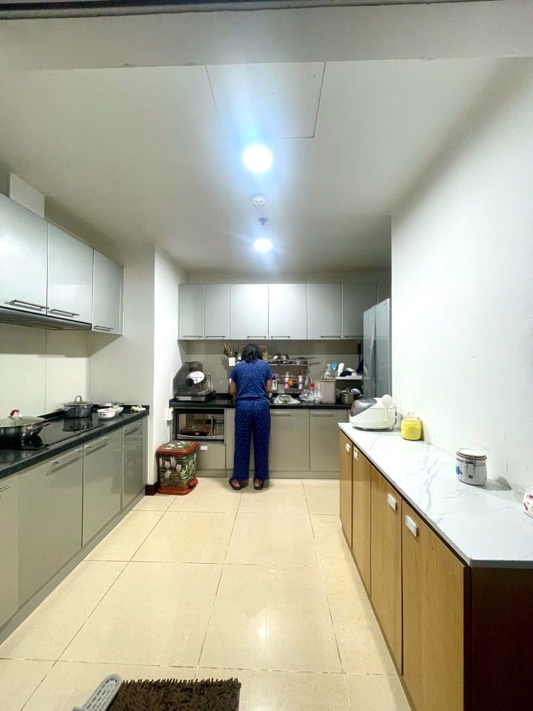 Bán nhà Nguyễn Trãi - diện tích 129m2 27 tầng - Căn hộ cao cấp tầng trung - giá 14,5 tỷ