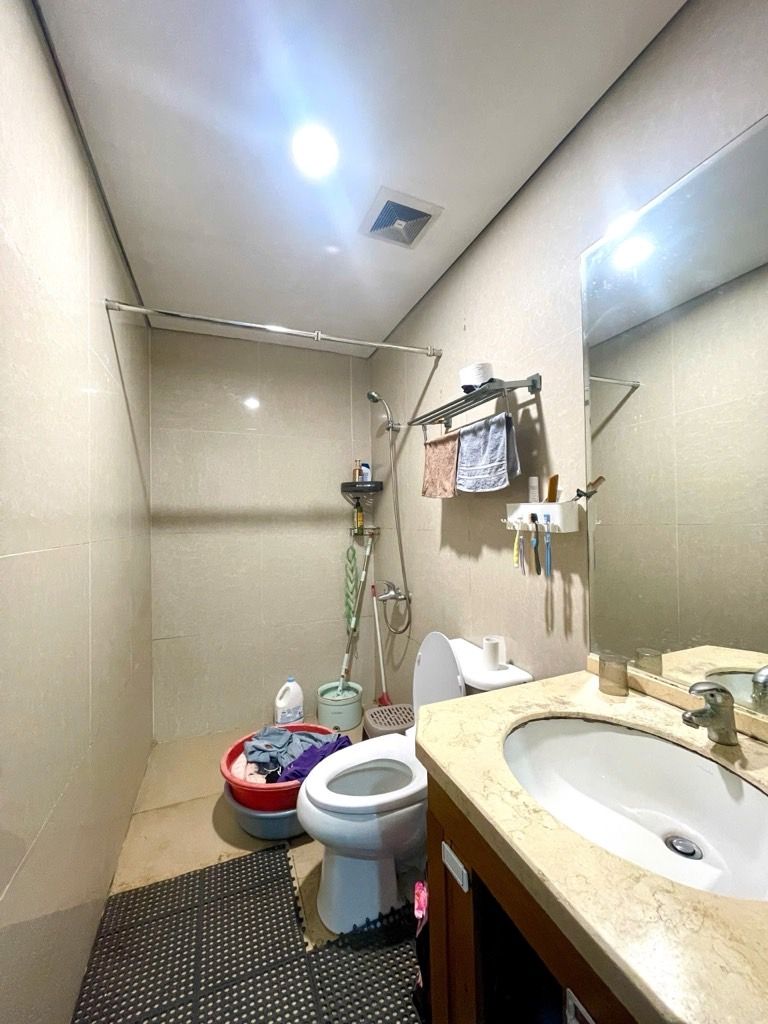 Bán nhà Nguyễn Trãi - diện tích 129m2 27 tầng - Căn hộ cao cấp tầng trung - giá 14,5 tỷ