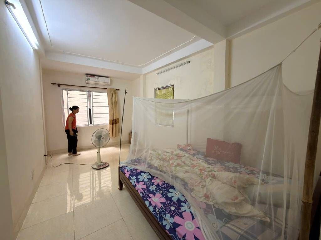 Bán nhà Ngõ Thịnh Quang - diện tích 61m2 5 tầng - Lô góc - giá 4,8 tỷ