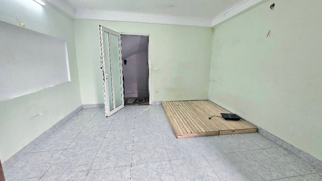 Bán nhà Đông Thiên - diện tích 30m2 5 tầng - Nhà đẹp hiếm có - giá 7,3 tỷ