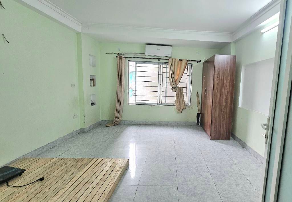 Bán nhà Đông Thiên - diện tích 30m2 5 tầng - Nhà đẹp hiếm có - giá 7,3 tỷ