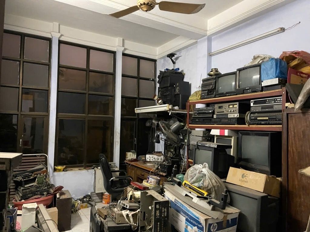 Bán nhà Đê La Thành - diện tích 32m2 4 tầng - Ô tô đỗ cửa - giá 8,9 tỷ