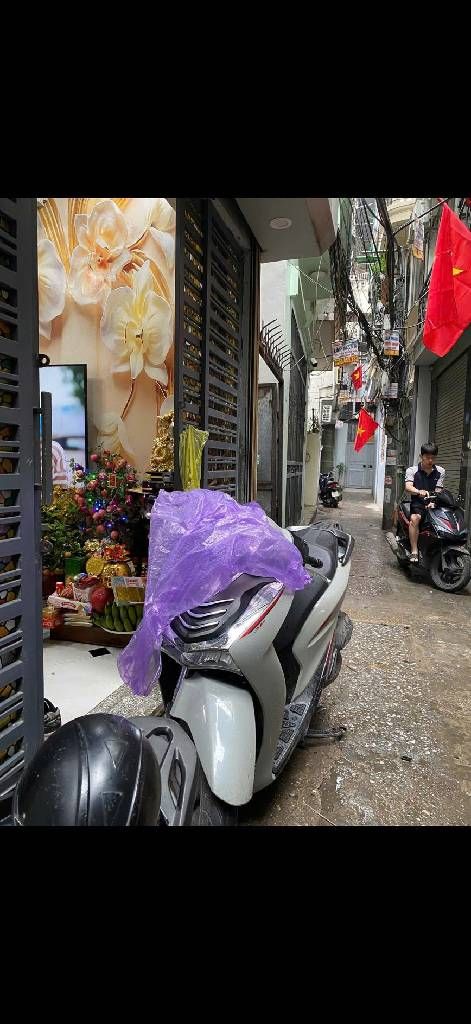 Bán nhà Hoàng Mai - diện tích 16,2m2 4 tầng - Lô góc - giá 2,9 tỷ