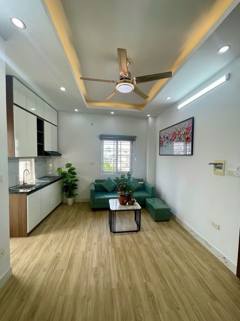 Bán nhà Khương Đình - diện tích 46m2 7 tầng - Lô góc, thang máy - giá 2,35 tỷ