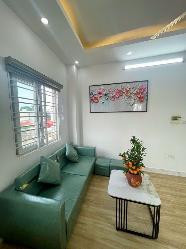 Bán nhà Khương Đình - diện tích 46m2 7 tầng - Lô góc, thang máy - giá 2,35 tỷ