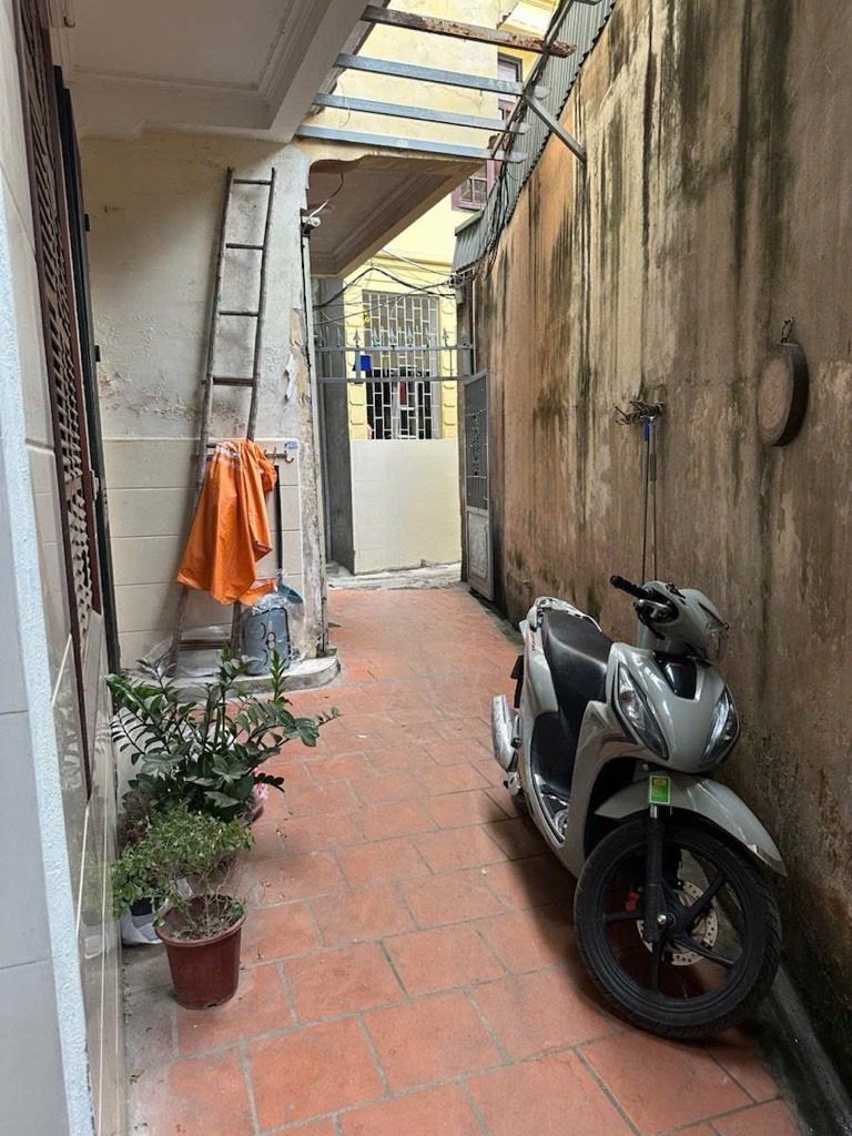 Bán nhà Gốc Đề - diện tích 34m2 4 tầng - Nhà góc thoáng sáng, cực hiếm - giá 8 tỷ