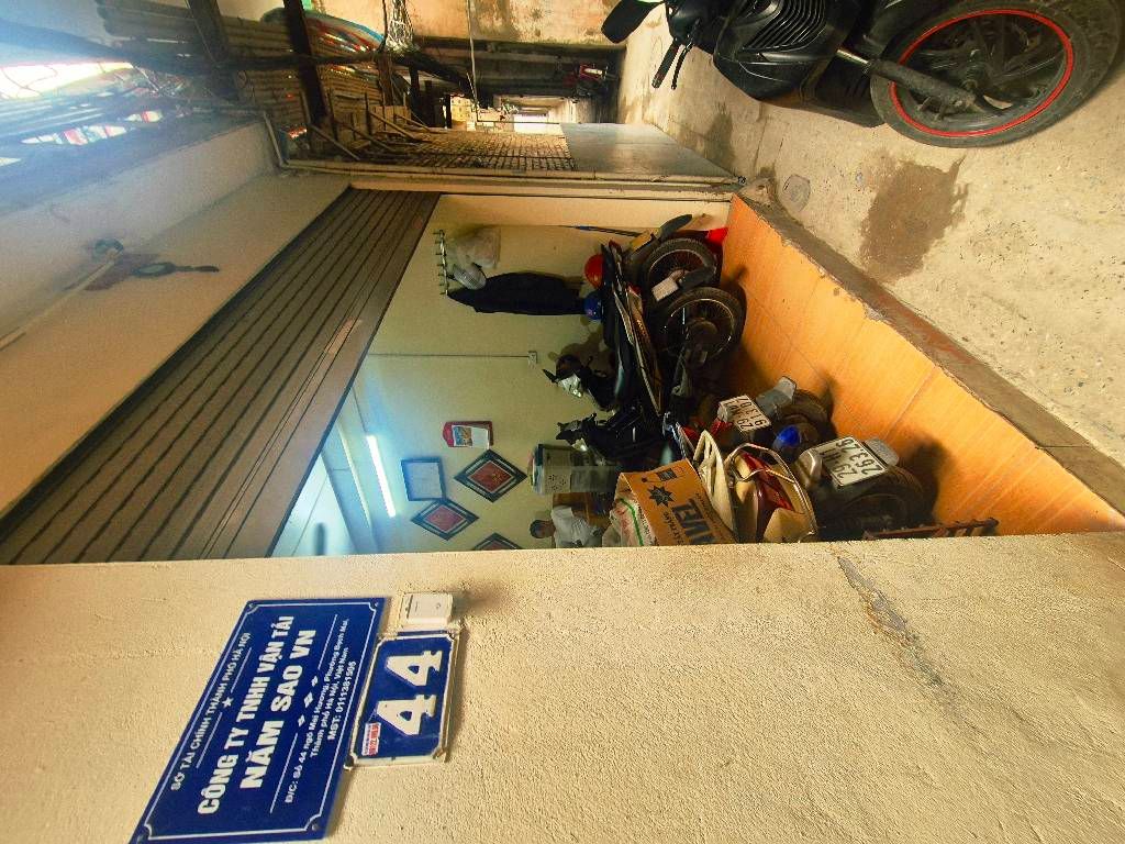 Bán nhà Bạch Mai - diện tích 35m2 6 tầng - Nhà đẹp gần phố - giá 8,5 tỷ