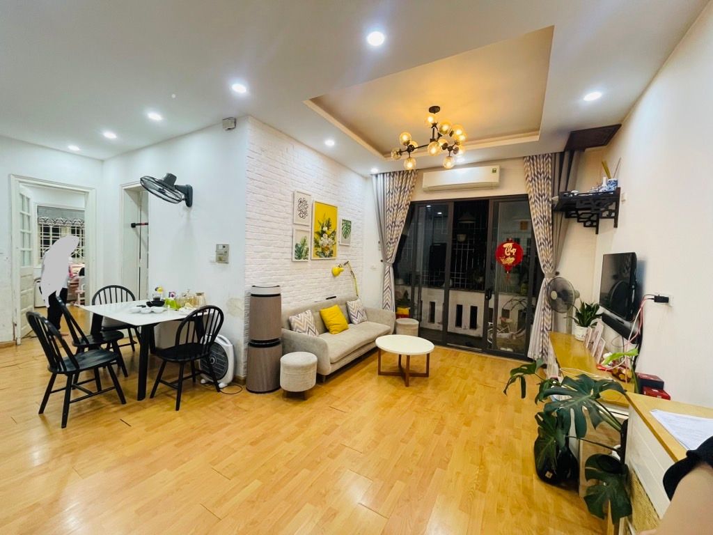 Bán nhà Quan Nhân - diện tích 71.9m2 1 tầng - Lô Góc - giá 4,99 tỷ