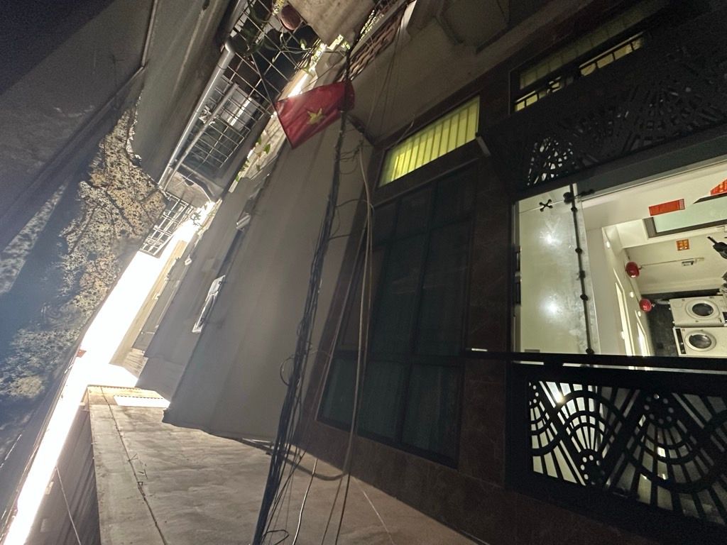 Bán nhà Khương Trung - diện tích 43m2 5 tầng - 3 mặt thoáng - giá 13,2 tỷ