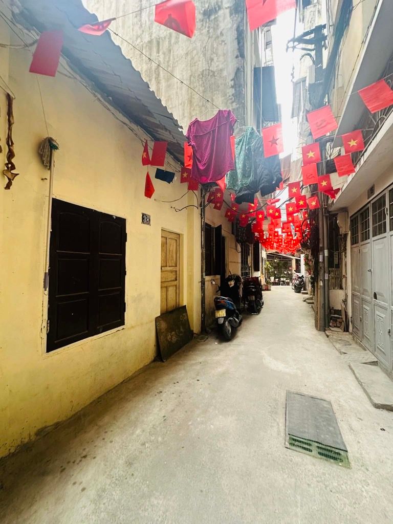 Bán nhà Ngõ Trung Tả - diện tích 35.4m2 1 tầng - Ngõ nông, gần mặt phố - giá 7,4 tỷ