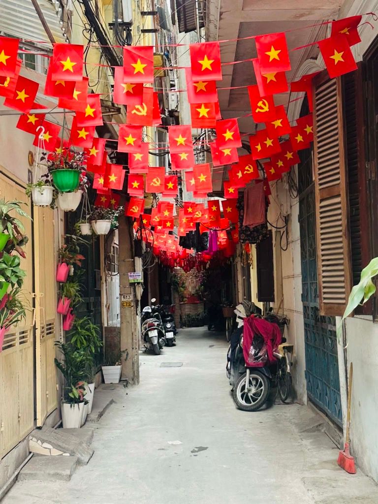 Bán nhà Ngõ Trung Tả - diện tích 35.4m2 1 tầng - Ngõ nông, gần mặt phố - giá 7,4 tỷ