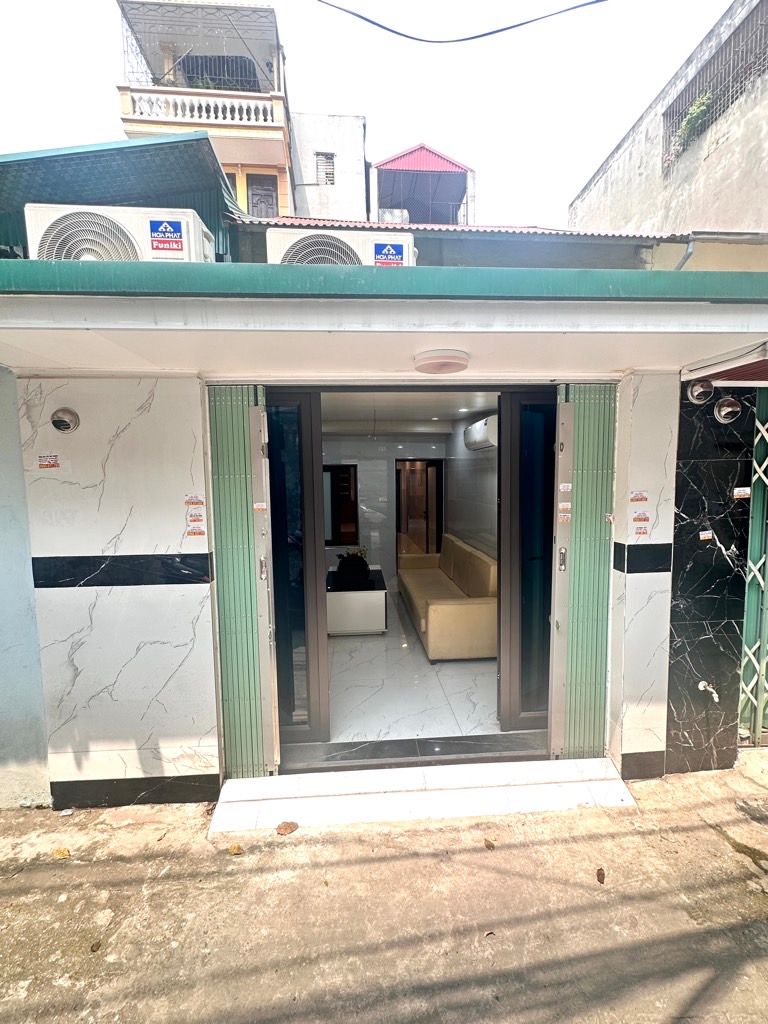 Bán nhà Ngõ 147 Tân Mai - diện tích 34m2 1 tầng - Ô tô đỗ cửa - giá 3,3 tỷ